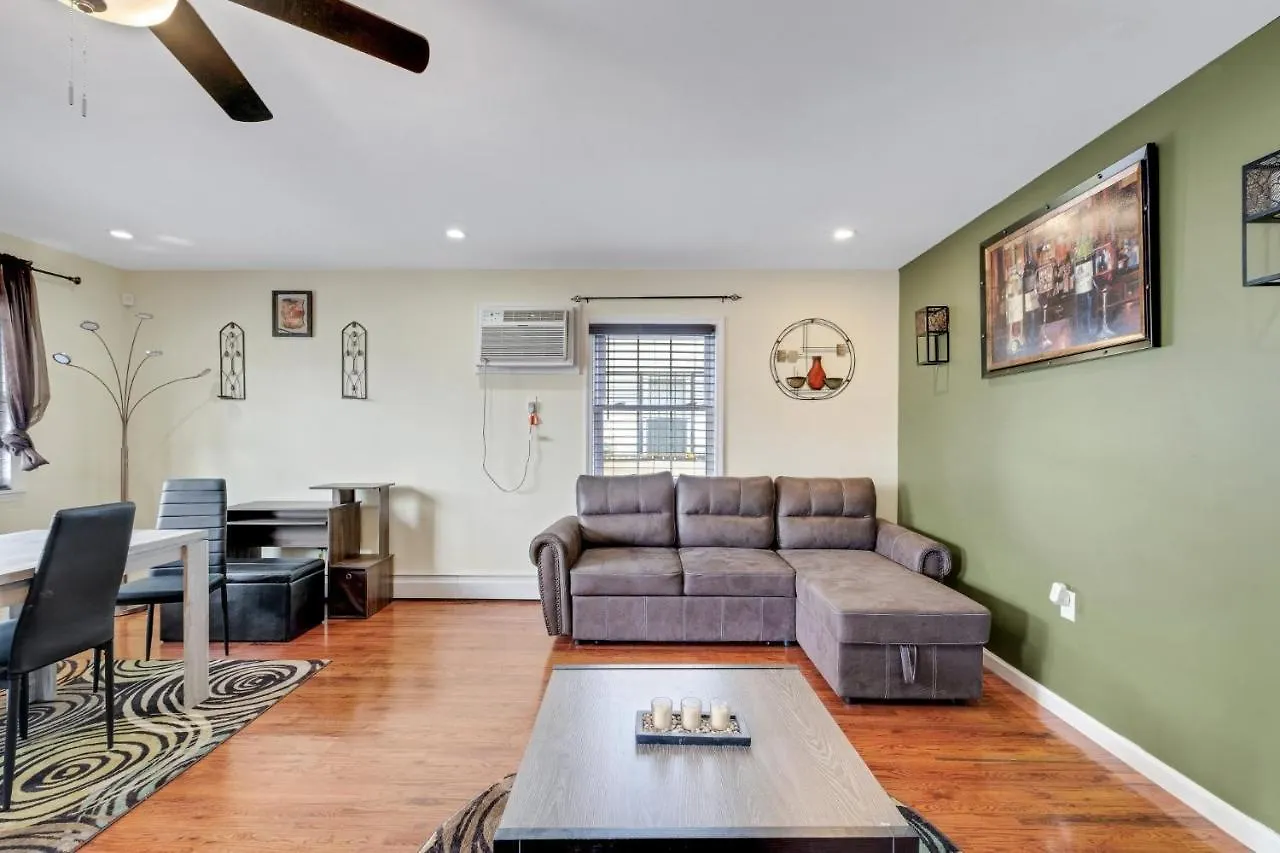 Modern Cozy 3Br Home Just 10 Mins From Jfk! Residenceニューヨーク 別荘